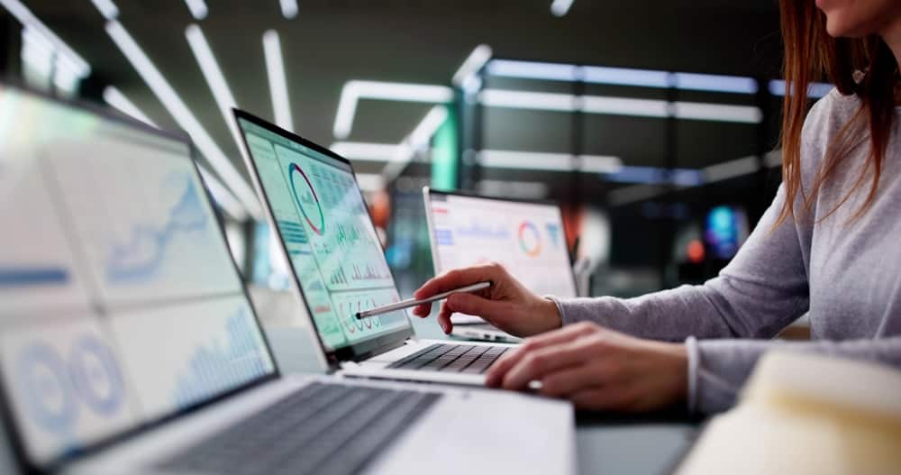 Integrated HR tools for managing employee financial lifecycle
